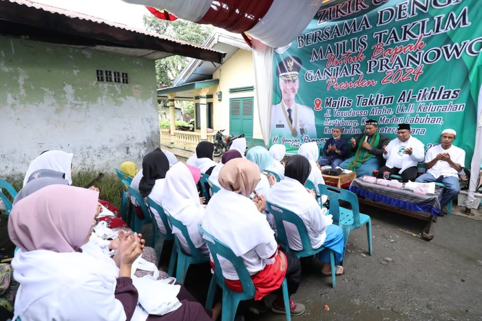 Tuan Guru Dukung Ganjar