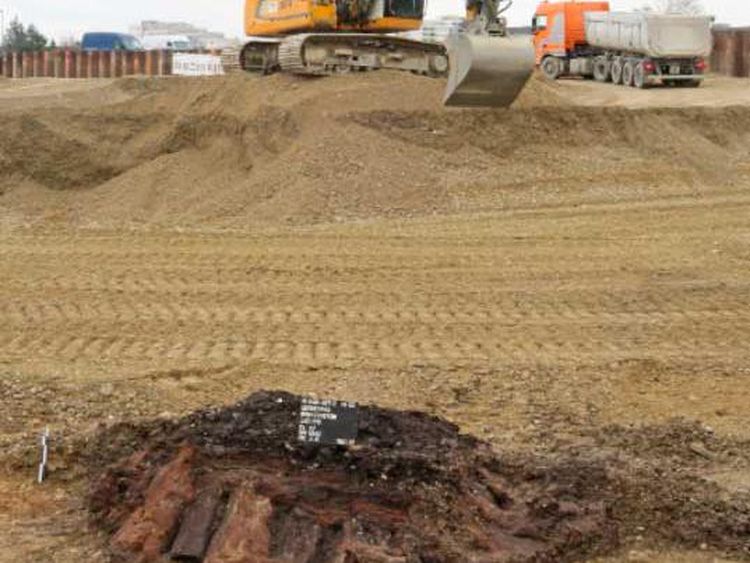 Potret Sumur Kuno 3.000 Tahun Ditemukan di Jerman, Banyak Harta Karunnya!