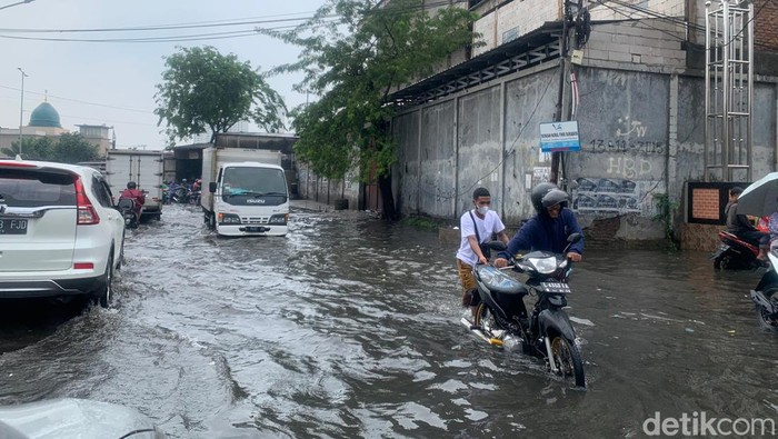 Banjir Surabaya Barat