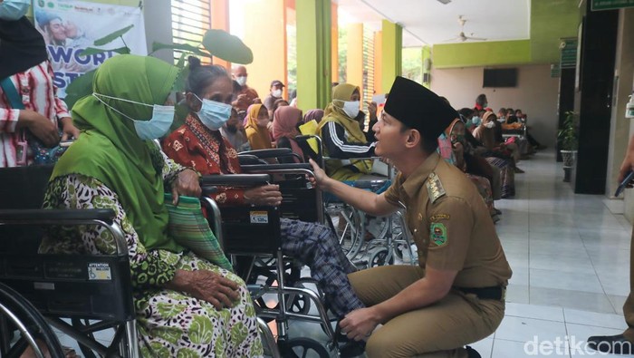 Bupati Trenggalek saat sidak di RSUD Soedomo