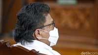 Sebelumnya, Ferdy Sambo dituntut penjara seumur hidup dalam kasus pembunuhan Brigadir Yosua. Jaksa meyakini Sambo melakukan perencanaan pembunuhan Yosua bersama Richard Eliezer, Putri Candrawathi, Ricky Rizal, dan Kuat Maruf.