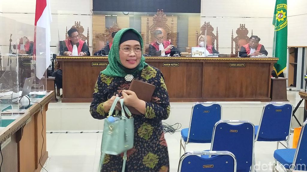 Dekan FISIP Sebut Walkot Bandar Lampung Titip Ponakan Masuk Unila