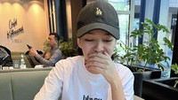 Tak terhitung berapa banyak momen kulineran Susan. Salah satunya di Cafe Kitsune, ia memesan menu sandwich sando, croissant hingga kopi. Foto: Instagram @susansameh