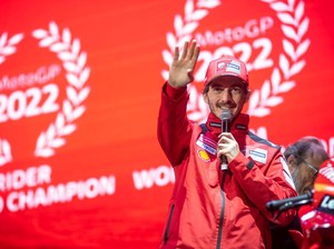 Nomor #1 MotoGP Bawa Kutukan, Bagnaia Kok Berani Pakai?