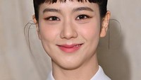 Penampilan Jisoo pun mencuri perhatian sampai namanya menjadi trending topic. Foto: Getty Images