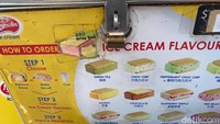 Dikenal juga dengan sebutan Es Krim Uncle, awal mulai penjual es krim keliling di Singapura ini bermula di tahun 1965. Foto: detikFood