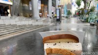 Varian es krimnya juga banyak lho, ada rasa choc chip, green tea, peppermint choc chip, mango, chocolate, blueberry ripple, sampai yang tradisional seperti rasa jagung manis, ubi, durian atau kacang merah. Foto: detikFood