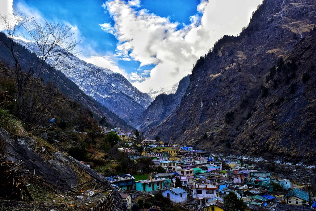 Beautiful small town in Joshimath