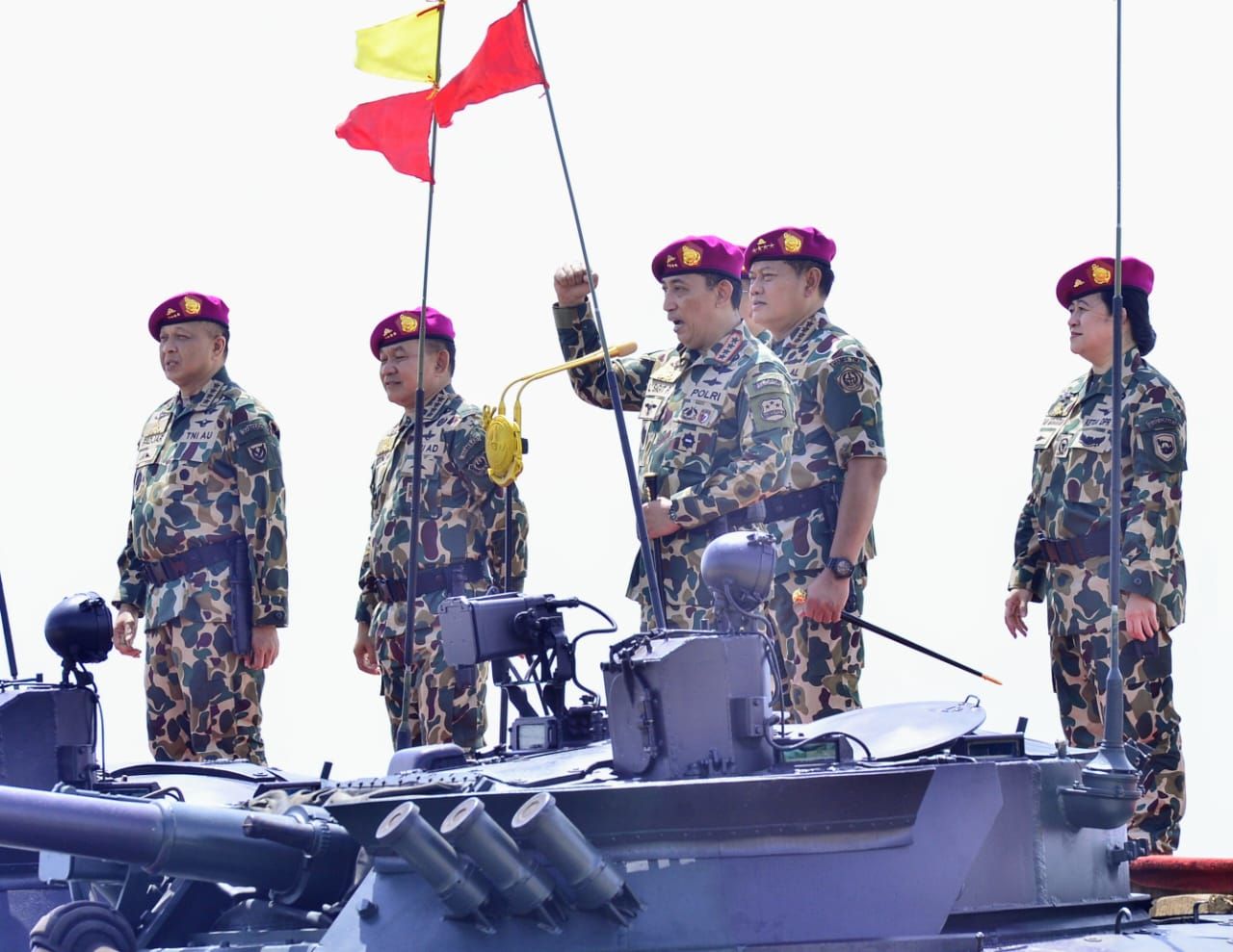 Kapolri Jenderal Listyo Sigit jadi warga kehormatan Korps Marinir