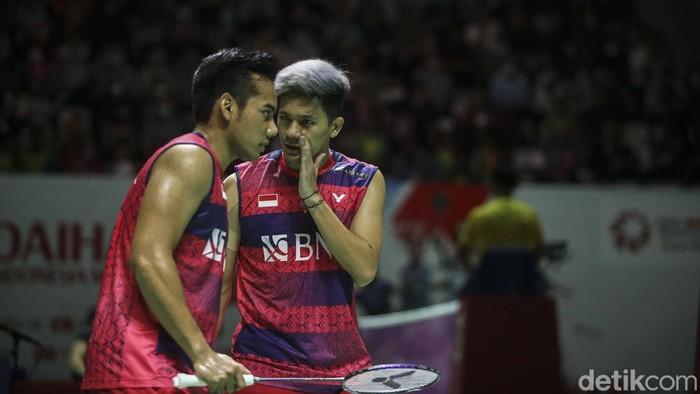 Kerja Keras Fajar/Rian di Laga Perdana Indonesia Masters 2023 Ganda putra teratas Fajar Alfian/Muhammad Rian Ardianto mesti kerja keras untuk memenangi laga pertama melawan Ahsan/Hendra.