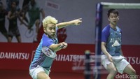 Di gim kedua, Marcus/Kevin memimpin sejak awal. Servis eror Seo Seung Jae memastikan Marcus/Kevin memimpin 11-9 di interval kedua.