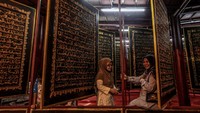 Semenjak dibuka sebagai wisata religi, banyak pengunjung mancanegara berkunjung ke museum ini untuk melihat langsung kemegahan bangunan Al-Quran raksasa.