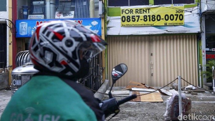 Okupansi Rendah, Kantor dan Ruko di Jakarta Kosong dan Dijual Pasokan ruang kantor terutama di Jakarta sudah terlalu banyak. Hal ini ditambah tingkat okupansi rendah. Hasilnya, banyak gedung-gedung kantor terlihat kosong.
