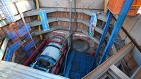 Sebagai informasi, Sodetan Kali Ciliwung ini adalah proyek Kementerian Pekerjaan Umum dan Perumahan Rakyat (PUPR) melalui Balai Besar Wilayah Sungai Ciliwung Cisadane (BBWSCC). Pemprov DKI Jakarta kebagian pekerjaan proses pembebasan lahannya, adapun anggaran pembebasan lahannya adalah duit pemerintah pusat.