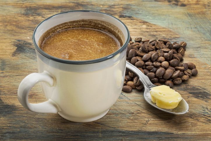 Racikan kopi mentega atau kerap dikenal dengan sebutan 'butter coffee' atau 'bulletproof coffee'.