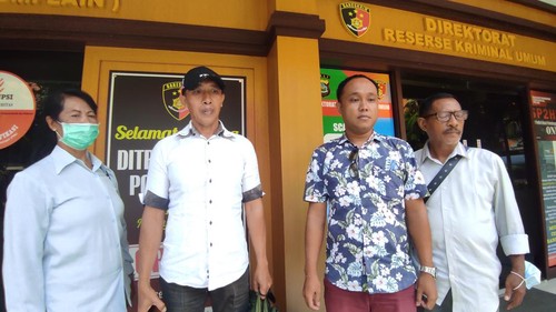 Sebanyak 793 orang melaporkan PT DOK sebagai perusahaan investasi bodong. Kerugian yang dialami mencapai Rp 61,9 miliar.