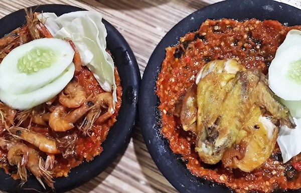 Sedap Puoll! 5 Aneka Penyetan Enak Bisa Dicicipi di Sini