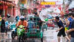 Serunya Main Basah-basahan di Festival Perang Air Kepulauan Meranti