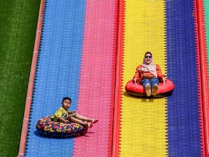 7 Wisata Rainbow Slide di Bogor Dekat Jakarta, Lintasannya Capai 100 Meter
