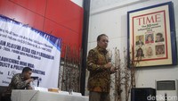 Hal itu diungkap Denny dala konferensi pers Melanjutkan Jokowi atau isu Perubahan: Panen Raya Politik Pemilu 2024 di Jakarta, hari ini Selasa (24/1/2023). 