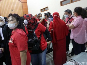 Henry Surya Divonis Lepas, Nasabah Indosurya Menjerit