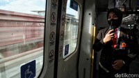 Secara simultan juga akan dilakukan evaluasi menyeluruh untuk semakin menyempurnakan keberadaan angkutan umum di Indonesia.