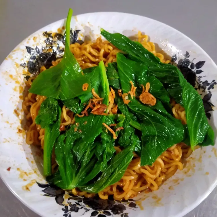5 Warmindo Ini Punya Mie Nyemek yang Gurih Nampol