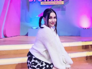 Biayai 18 Orang Liburan ke Eropa, Ini 5 Sumber Kekayaan Ayu Ting Ting