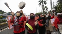 RUU PPRT merupakan RUU inisiatif DPR RI yang telah diajukan sejak tahun 2004. 
