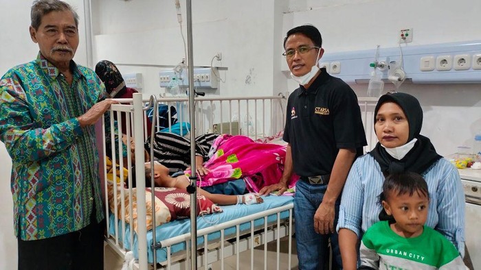 Kabar baik datang dari Dilan, pejuang tumor hidung di Lampung. Pada 27 Desember lalu, ia berhasil melalui operasi kedua untuk merekontruksi hidung akibat tumor.