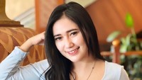 Potret manis Dara Ayu yang punya 398 ribu follower di Instagram. (Foto: dok Instagram)