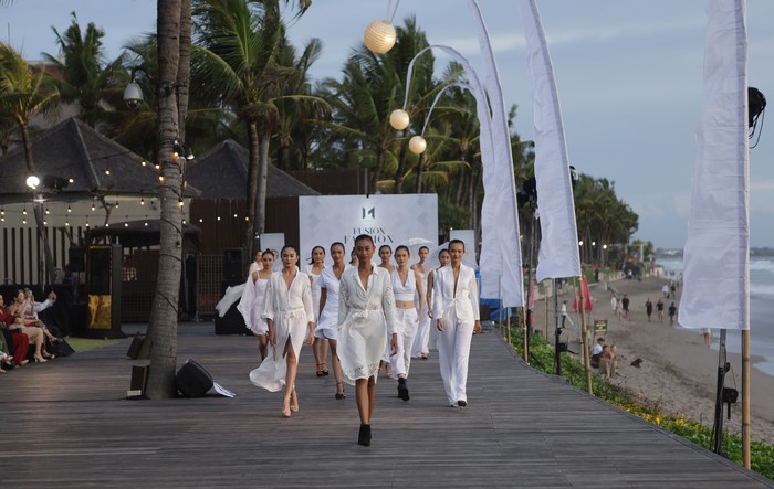 Festival fashion Bali