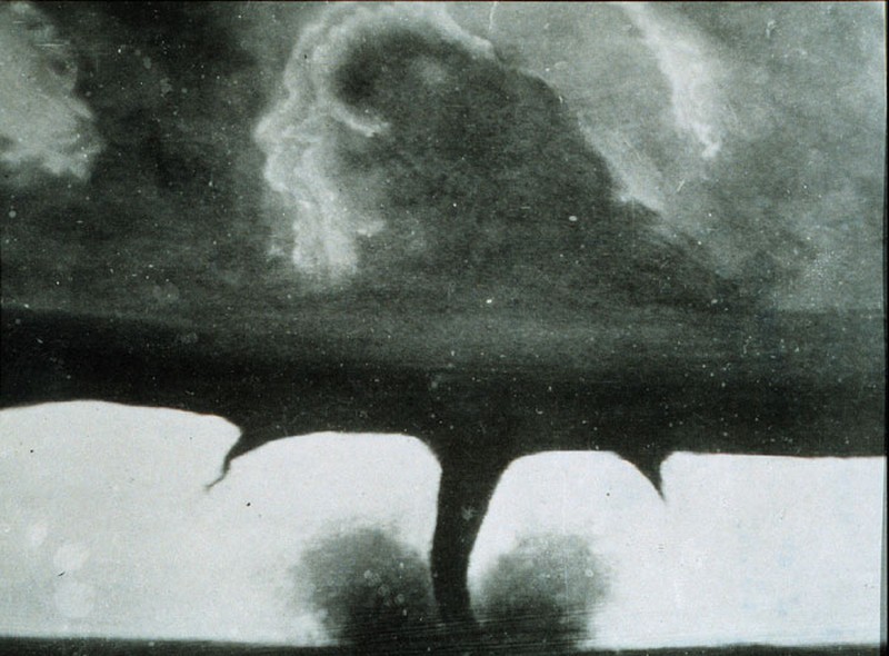 Foto pertama dalam sejarah fotografi