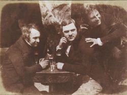 Foto Paling Bersejarah di Dunia Fotografi Karena Serba Pertama