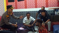 Polresta Sorong berhasil menangkap tersangka Fery Tabakore yang diketahui membakar seorang perempuan hingga meninggal karena isu penculikan anak di Sorong.