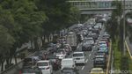 Jalan Gatsu-Polda Metro Jaya Macet Hingga Siang Ini