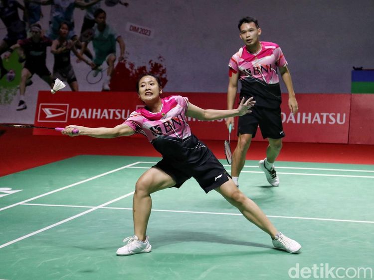 Kandaskan Wakil Jepang, Rinov/Pitha ke 16 Besar Indonesia Master 2023