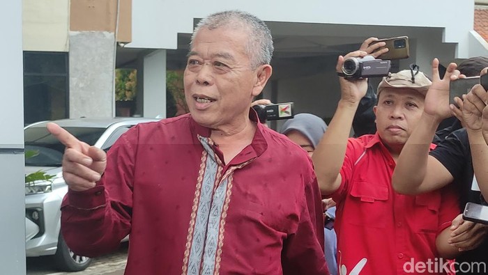 Ketua DPRD Jatim Kusnadi