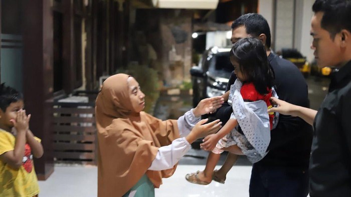 Korban penculikan diserahkan ke keluarga (dok. Istimewa)