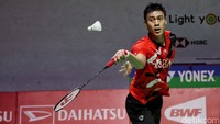 Vito, sapaan akrab Shesar Hiren, menang dengan skor 21-10, 24-22.
