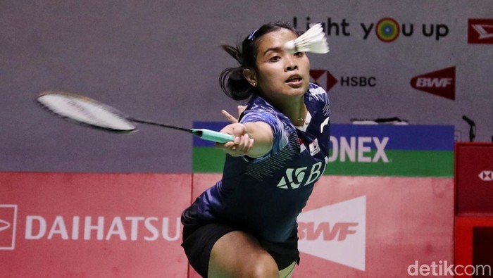 Gregoria Mariska Tunjung mengatasi Sung Shou Yun 12-21,21-18, 21-11. Ia mengikuti jejak Putri Kusama Wardani lolos ke babak kedua Indonesia Masters 2023.