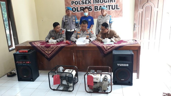 Pria warga Imogiri, Bantul, pencuri dua diesel penyedot air karena butuh modal untuk biaya nikah ditangkap polisi. Foto diunggah Rabu (25/1/2023).