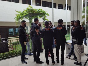 Rekan Seangkatan Eliezer di Brimob Datangi PN Jaksel Jelang Sidang Pleidoi