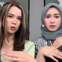 Keduanya kini aktif kembali lipsync di media sosial. Sinta dan Jojo merasa senang karena masih mendapatkan dukungan dari warganet. Senang aja karena kita diapresiasi sama teman-teman dan suatu kebanggan tersendiri, saut Shinta. Foto: Dok. Instagram @sisisinta.