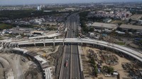 Pembangunan Tol JTCC seksi 4 ruas Tarumajaya-Cilincing sepanjang 7,28 Km progres pembangunannya telah mencapai 97,60 persen.