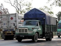 Ini Alasan Truk Bermoncong Nyaris Punah di Indonesia