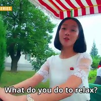 Pasalnya identitas Song A terungkap sebagai putri seorang diplomat Korea Utara di London. YuMi yang juga berbahasa Inggris dalam videonya diyakini tak berasal dari keluarga biasa. Foto: dok. YouTube Olivia Natasha- YuMi Space DPRK daily
