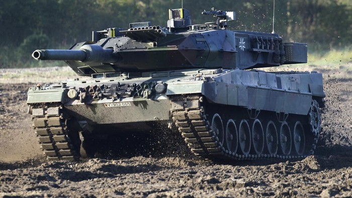 Daftar Bantuan Armada Perang Ukraina untuk Lawan Rusia Jerman hingga AS mengonfirmasi rencananya untuk mengirim bantuan berupa armada perang ke Ukraina. Nah, senjata apa saja yang dikirm?
