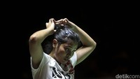 Di babak delapan besar, Gregoria masih menunggu lawan. Pemenang duel antara Saina Nehwal dengan Han Yue yang akan dihadapi oleh Gregoria.
