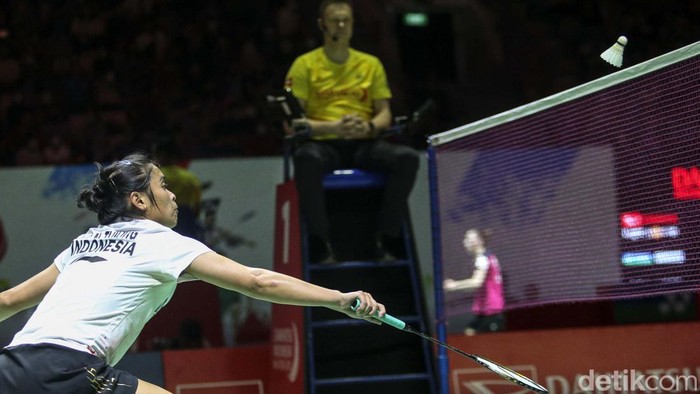 Gregoria Injak Perempatfinal Indonesia Masters 2023 Gregoria Mariska Tunjung berhasil mengalahkan He Bing Jiao di babak 16 besar Indonesia Masters 2023 di Istora, Senayan, Jakarta, Kamis (26/1). Gregoria pun ke perempatfinal.
